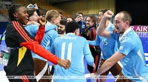 13场不败！费内巴切搭末班车进欧联杯附加赛，却已一只脚踏入16强